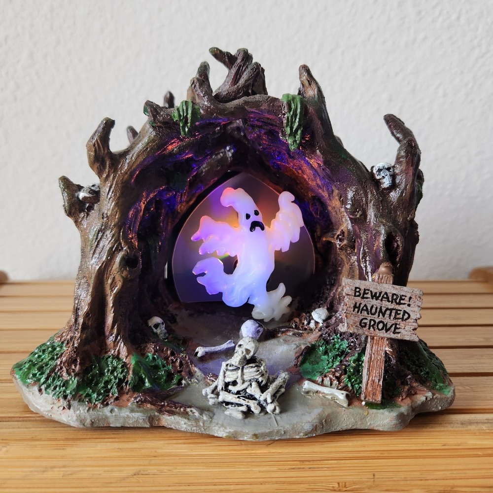 RARE Lemax Spooky Town Collection Haunted Grove 2006 Light Up Ghost Cave Retired - Picture 3 of 16